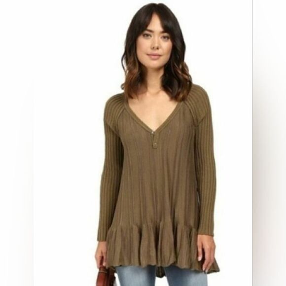 Free People Baby Doll V-neck Sweater Olive size M - Picture 1 of 8